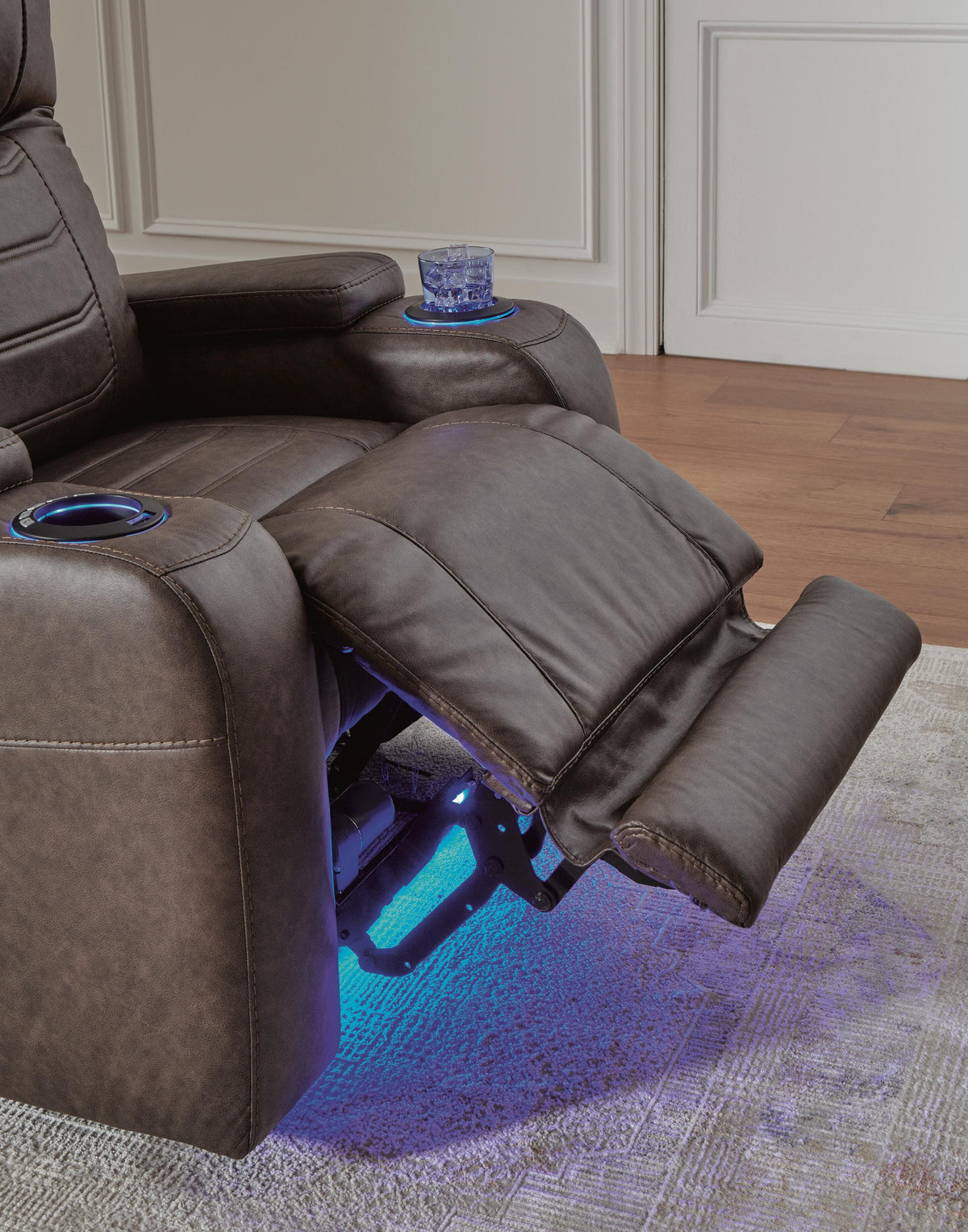 Schooner Rocks Power Recliner (16104-SI) - Image 11