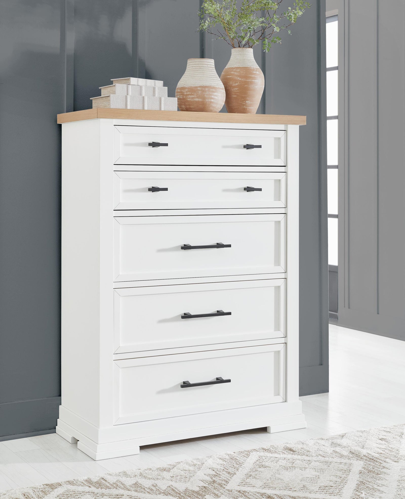 Ashbryn Chest of Drawers - White/Natural  (B844-SI) - Image 9