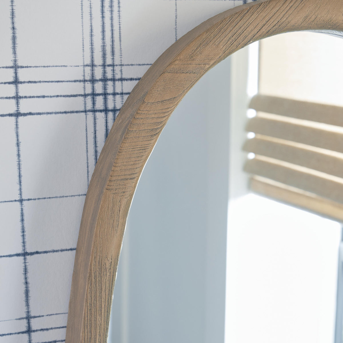 Aarilynn Accent Mirror (A8010329-SI) - Image 5