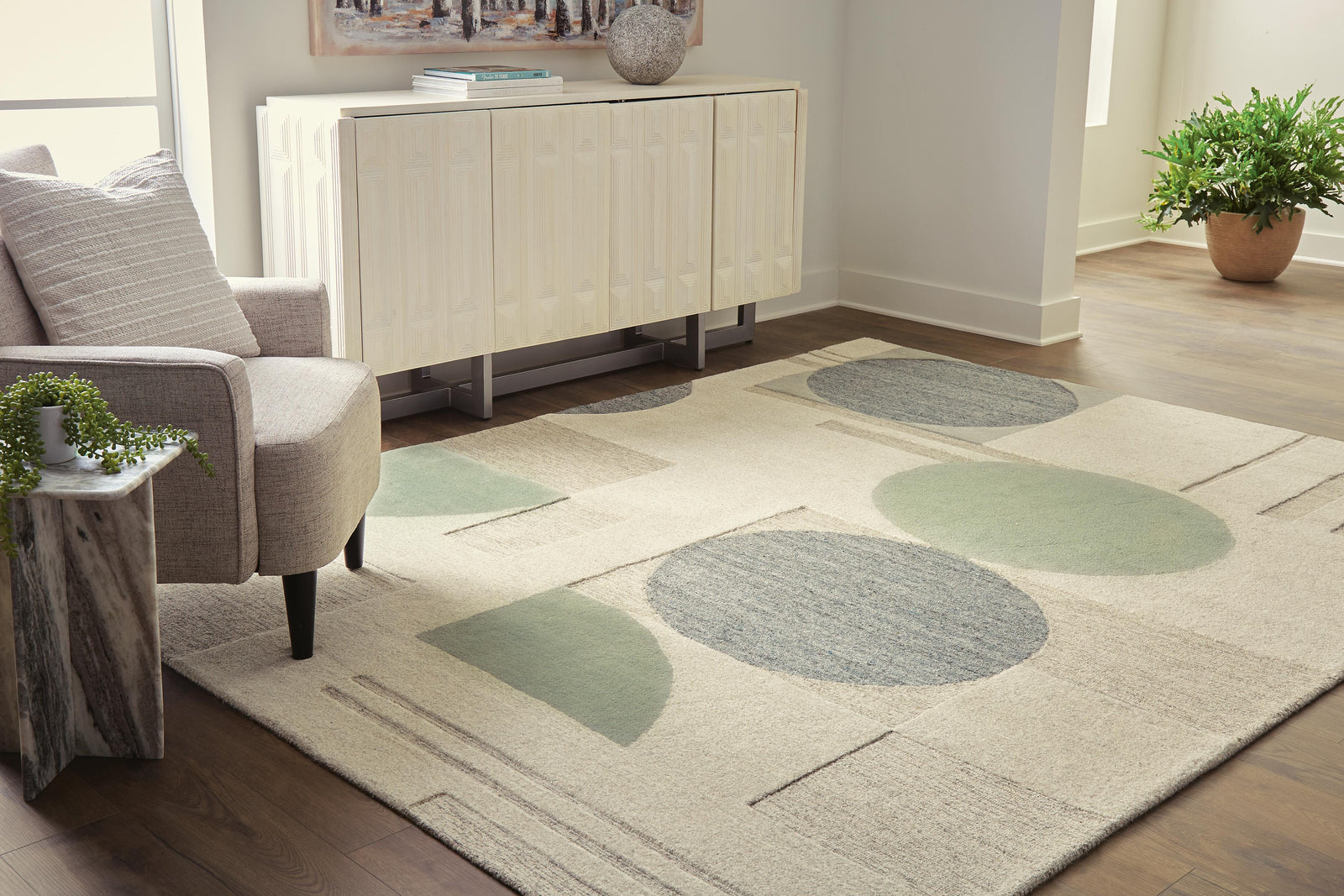 Dallane 8 x 10 Rug (R40635-SI) - Image 2