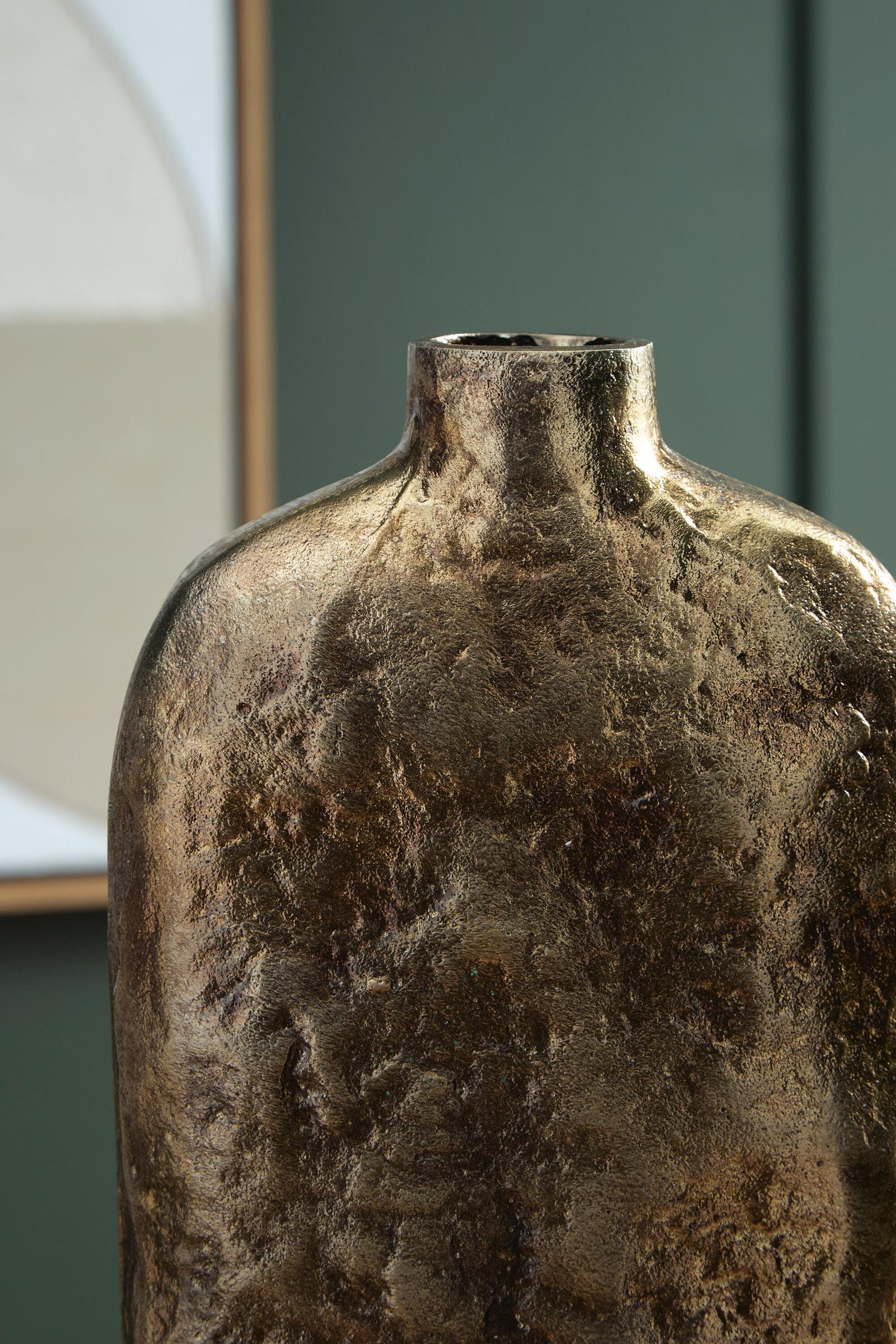 Wallmond Vase (A2000822-SI) - Image 4