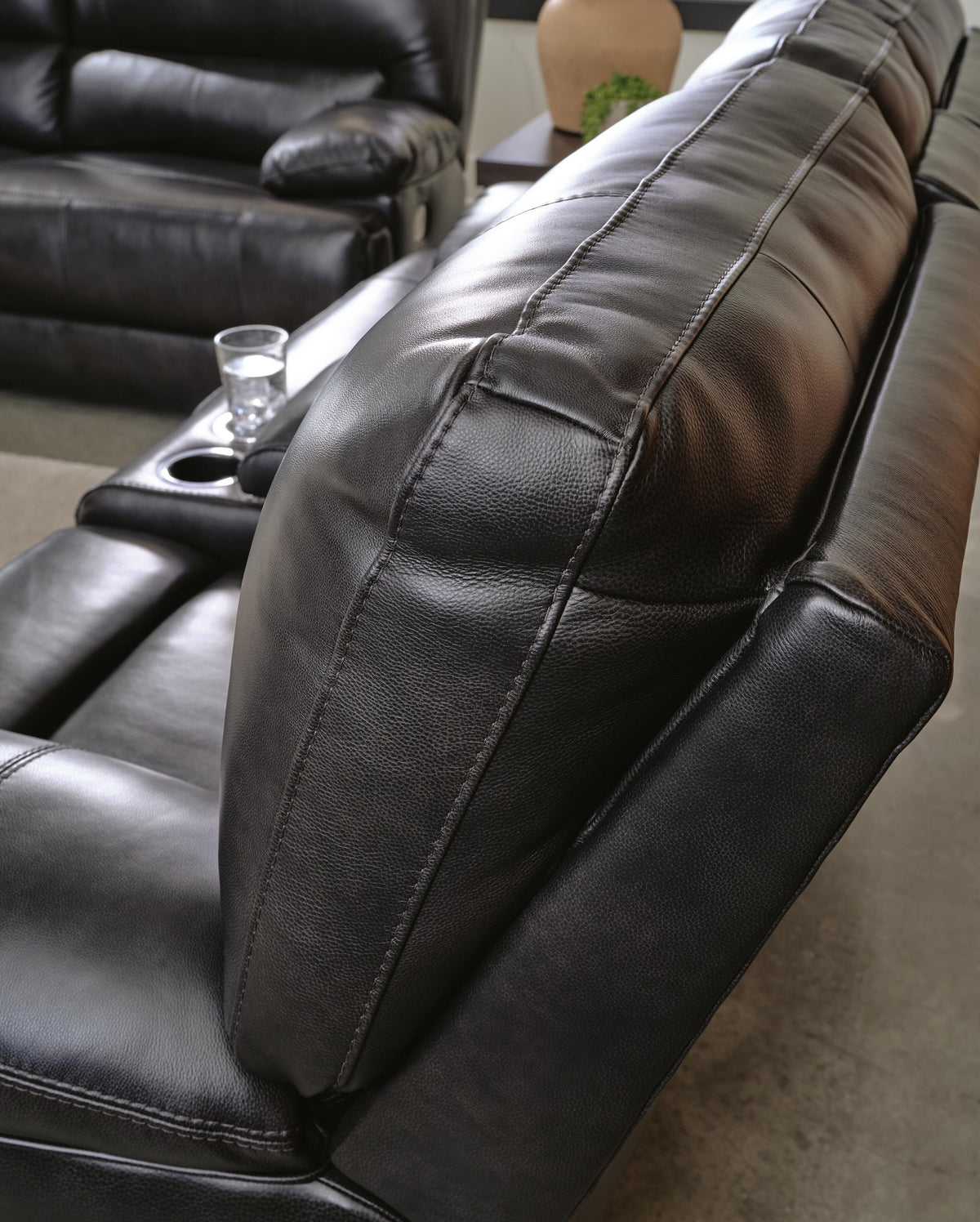 Mountainous Power Reclining Sofa and Loveseat (U65801-SI) - Image 6