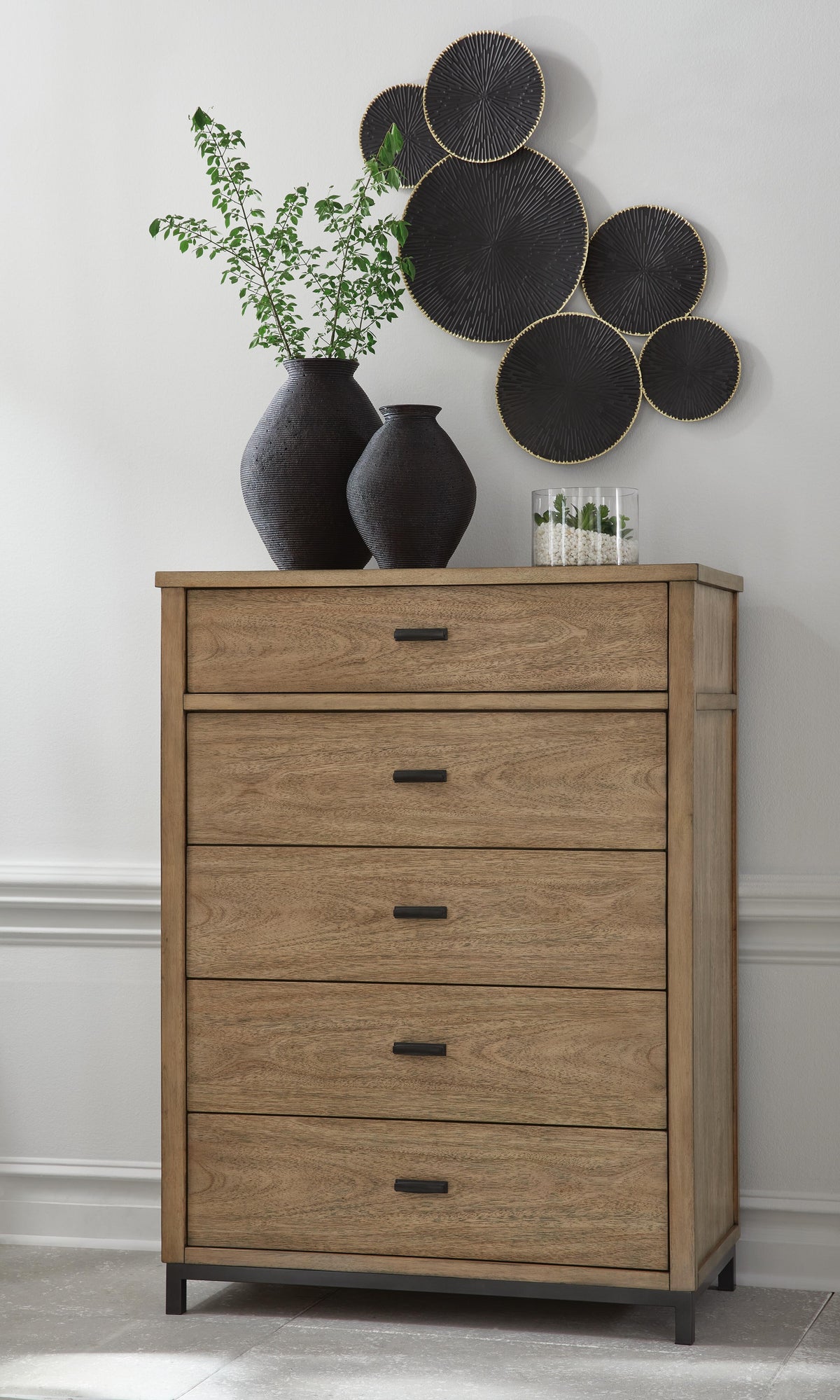 Tomtyn Chest of Drawers - Light Brown  (B622-SI) - Image 6