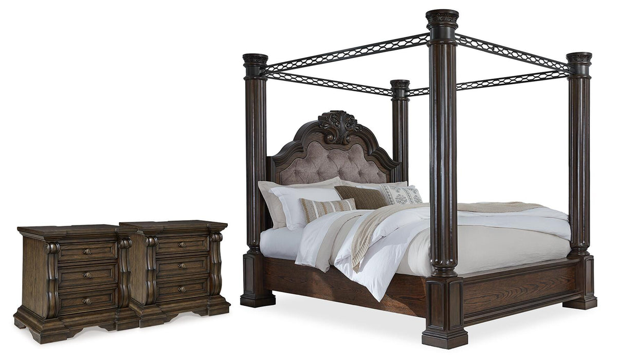 Maylee Poster Bed and 2 Nightstands (B947-SI)