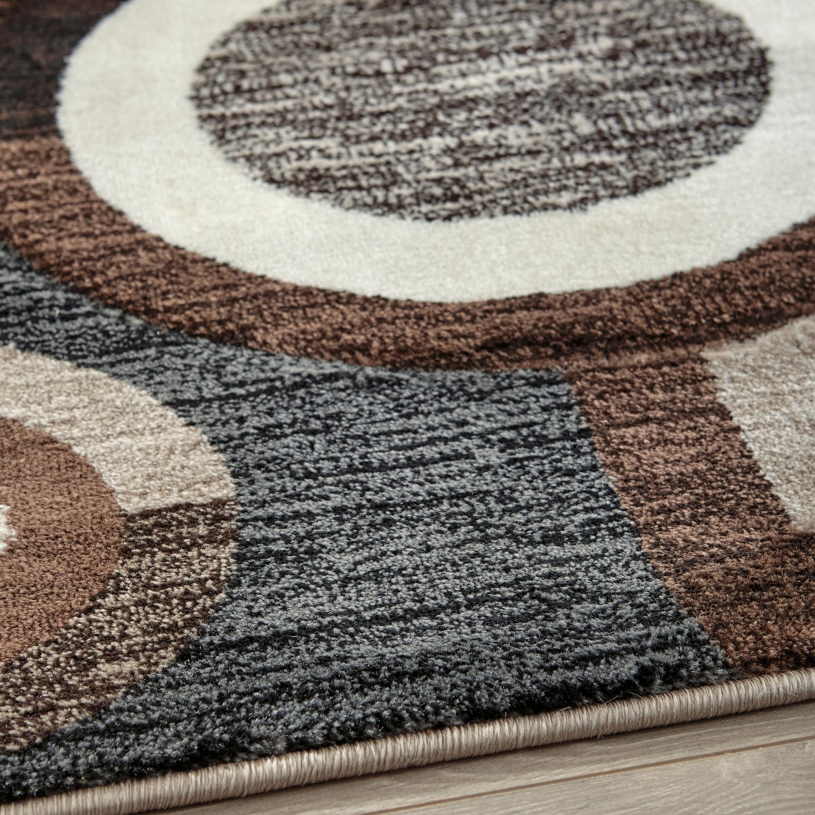 Guintte 5 x 67 Rug (R403972-SI) - Image 4