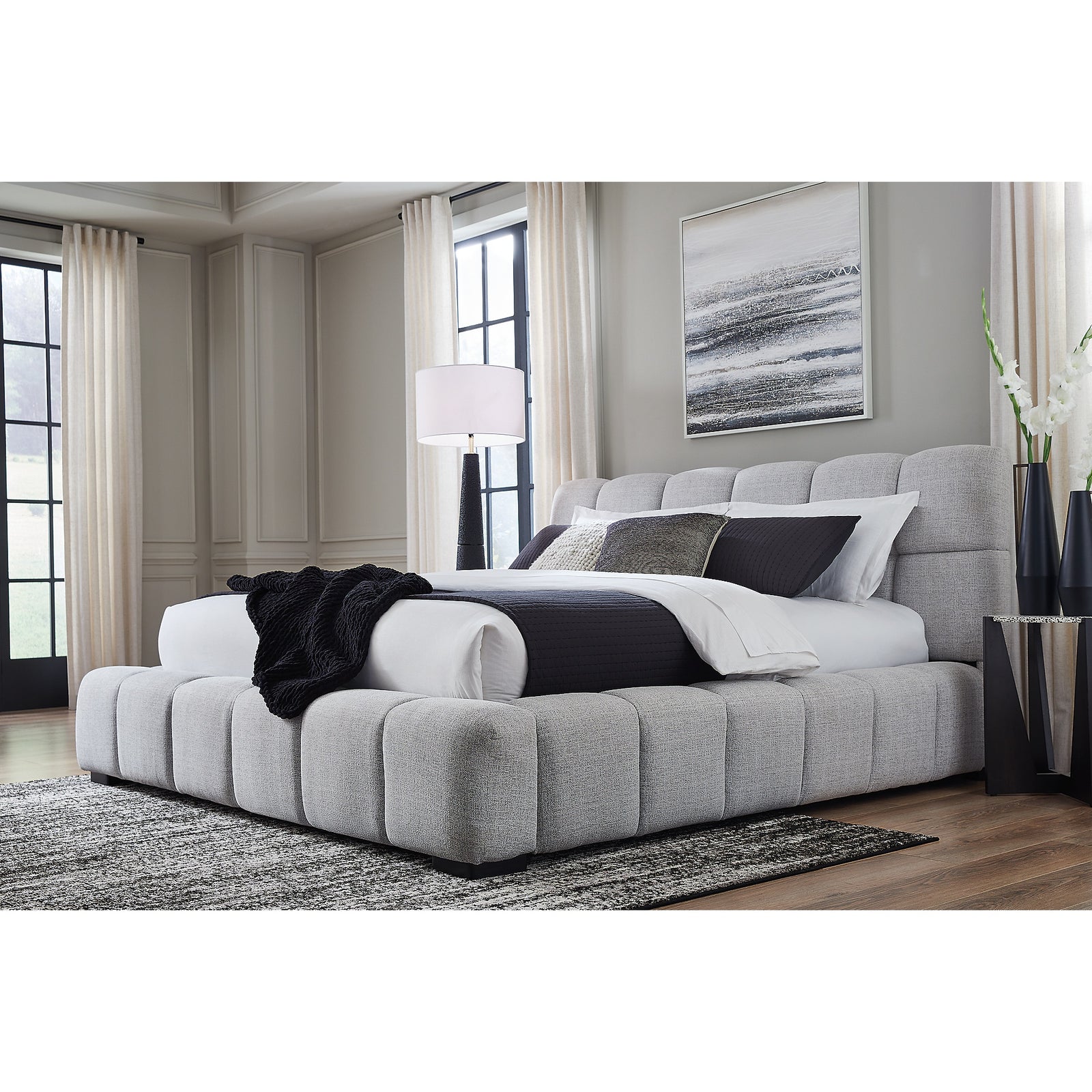 Grendusk Queen Upholstered Bed (PCB584-SI) - Image 7