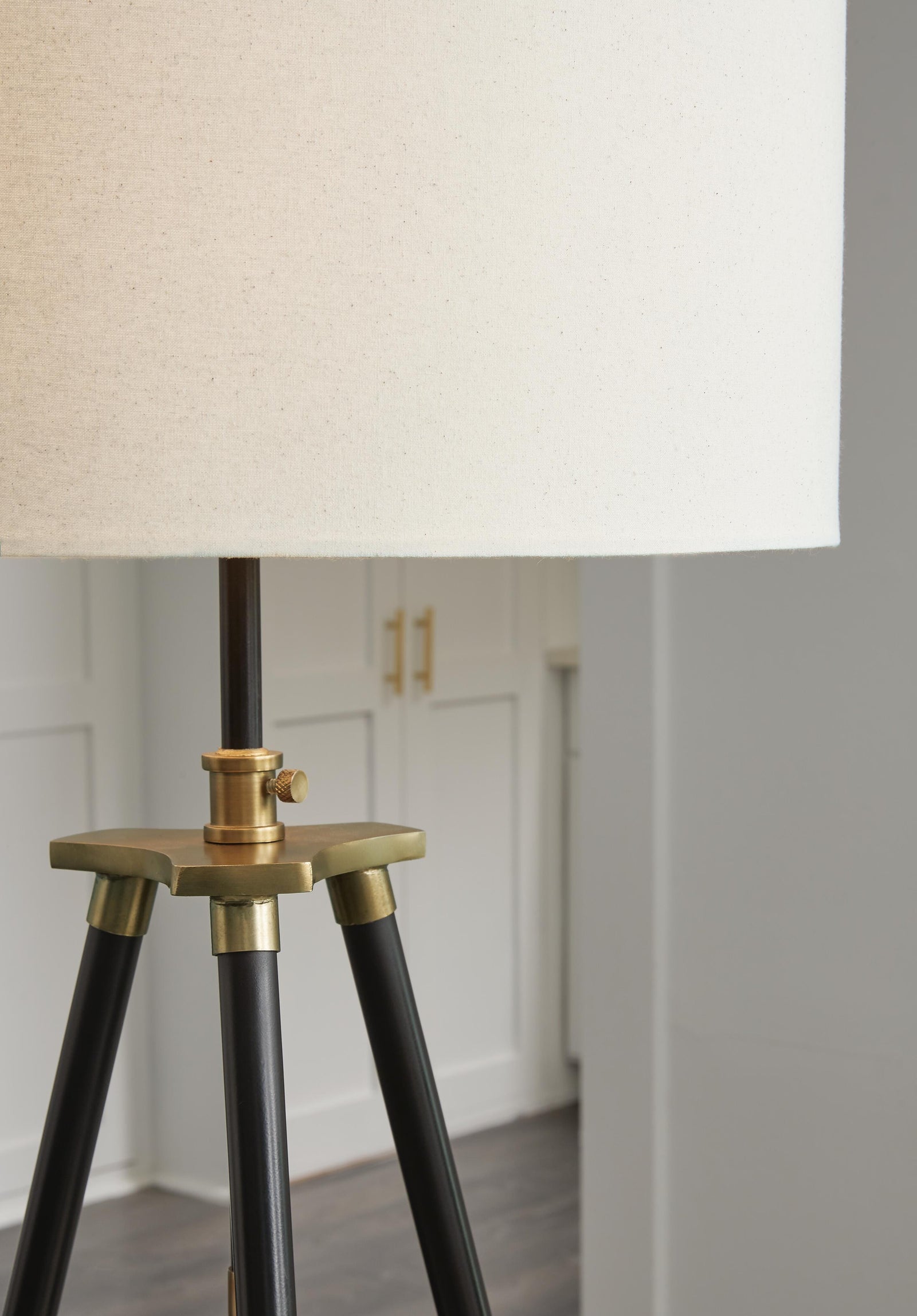 Cashner Floor Lamp (L206101-SI) - Image 3
