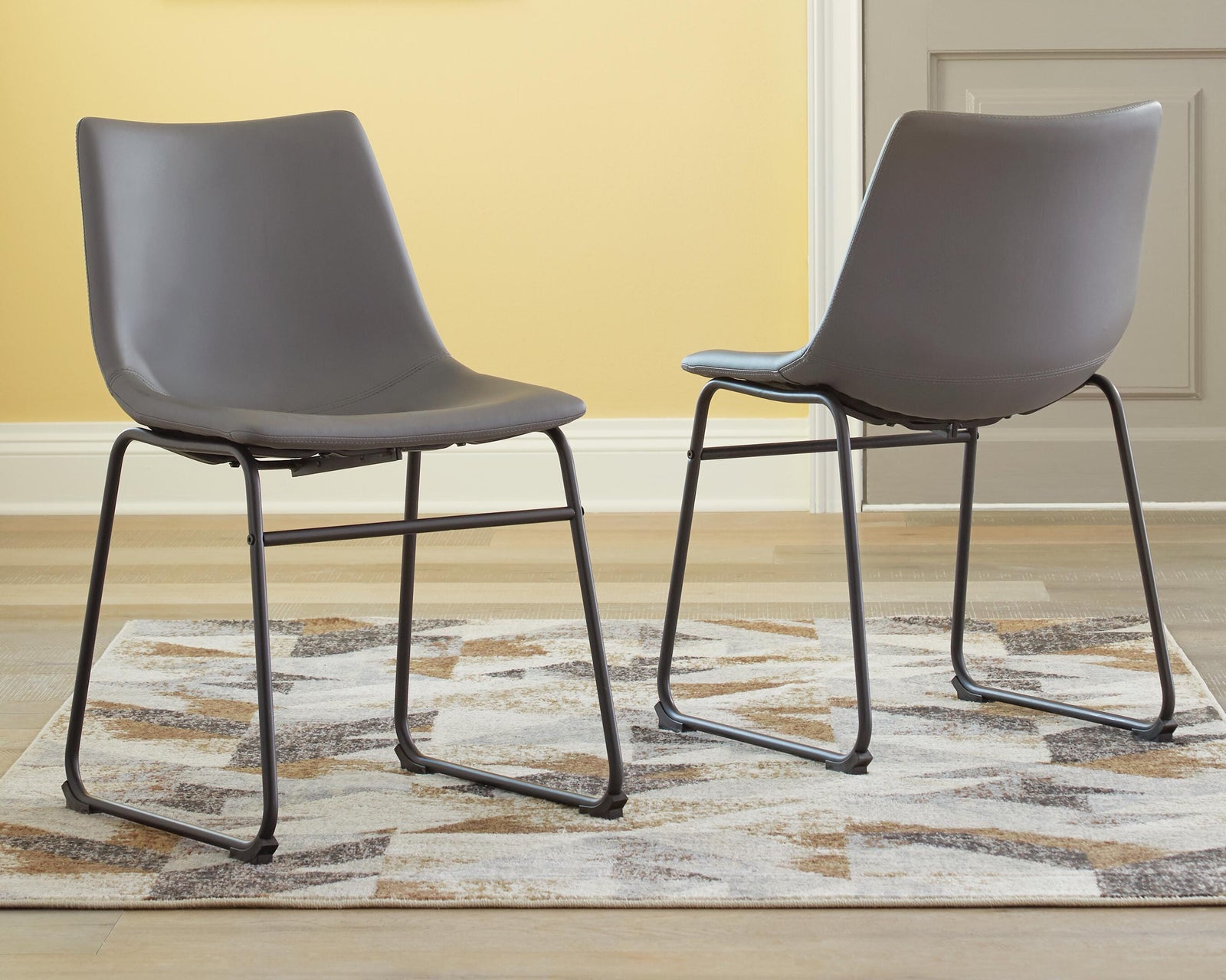 Centiar Dining Set (D372-SI) - Image 9