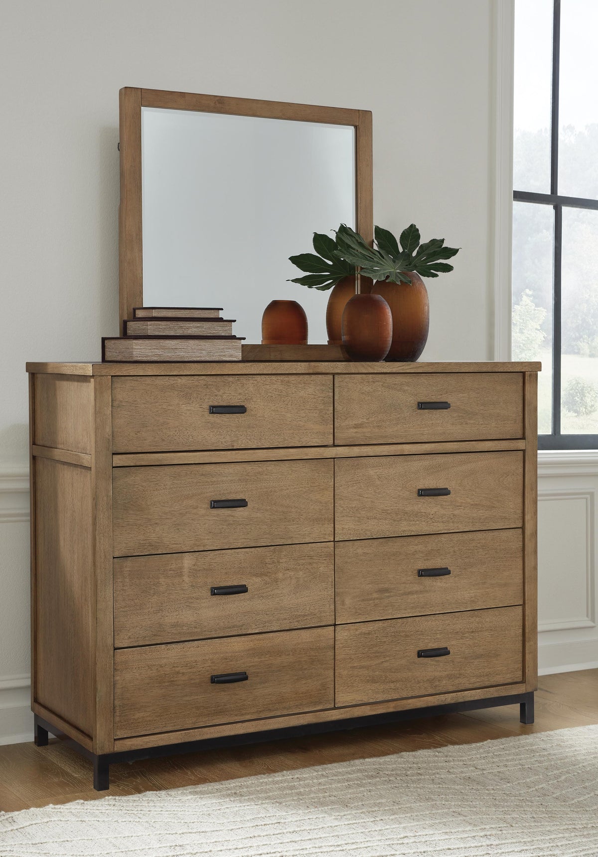 Tomtyn Upholstered Bed, Dresser and Mirror (B622-SI) - Image 5