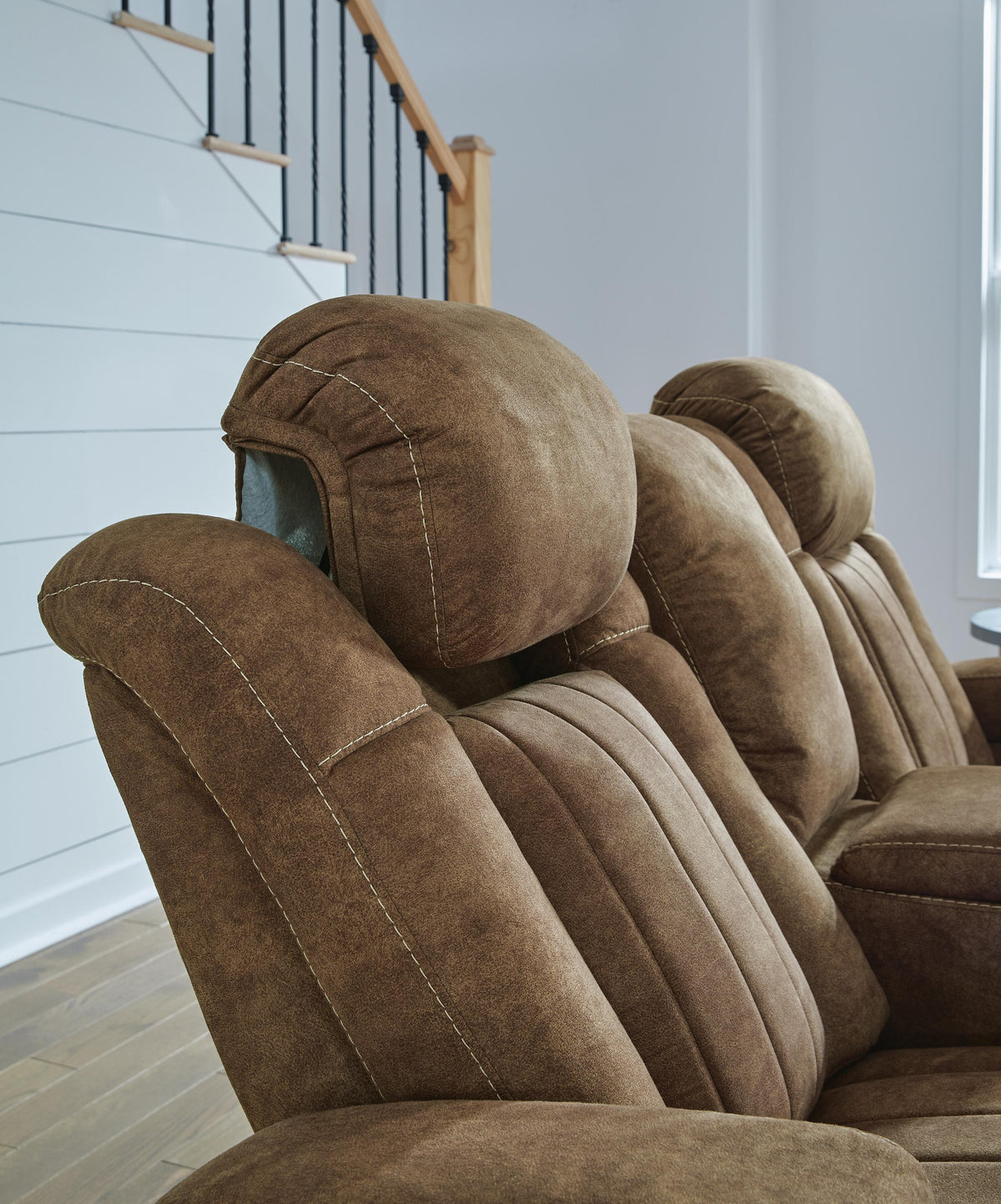Wolfridge Power Reclining Loveseat (60703-SI) - Image 24