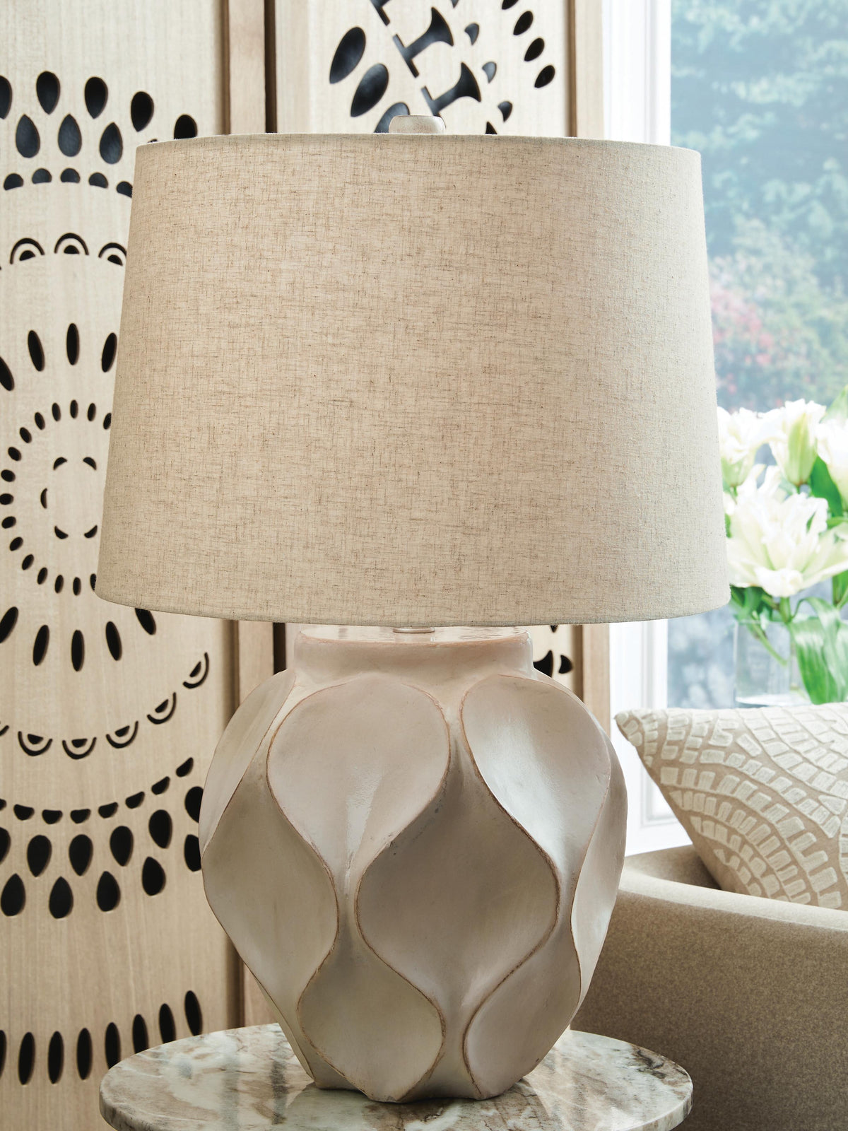 Edselham Table Lamp (L235974-SI) - Image 2