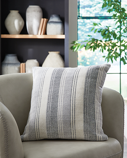 https://ashleyfurniture.scene7.com/is/image/AshleyFurniture/A1001126