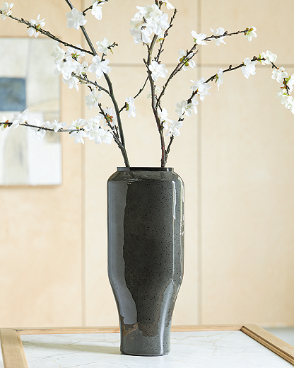 https://ashleyfurniture.scene7.com/is/image/AshleyFurniture/A2000809