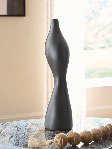 https://ashleyfurniture.scene7.com/is/image/AshleyFurniture/A2000835-4X3-CROP