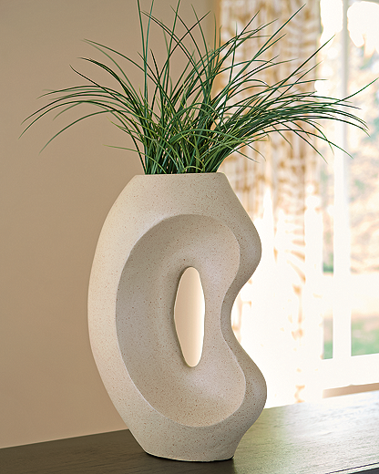 https://ashleyfurniture.scene7.com/is/image/AshleyFurniture/A2000842