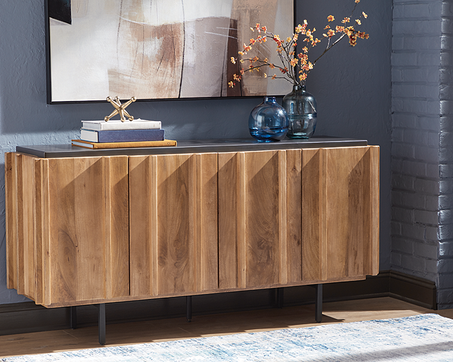 https://ashleyfurniture.scene7.com/is/image/AshleyFurniture/A4000685