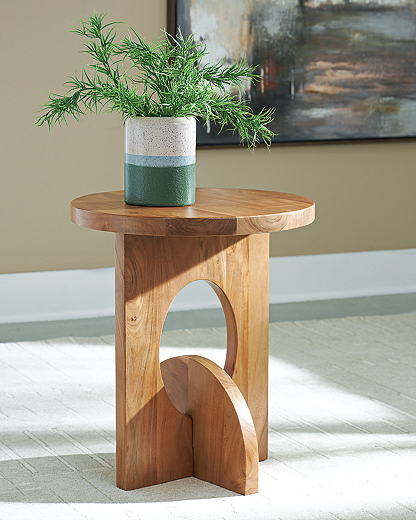 https://ashleyfurniture.scene7.com/is/image/AshleyFurniture/A4000723