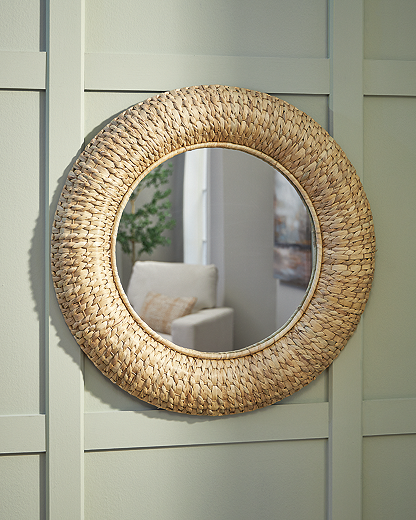 https://ashleyfurniture.scene7.com/is/image/AshleyFurniture/A8010437
