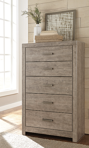 https://ashleyfurniture.scene7.com/is/image/AshleyFurniture/B070-46