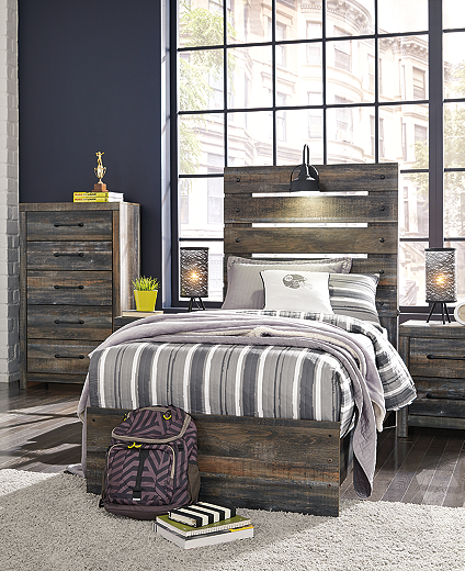 https://ashleyfurniture.scene7.com/is/image/AshleyFurniture/B211-53-52-MOOD-B