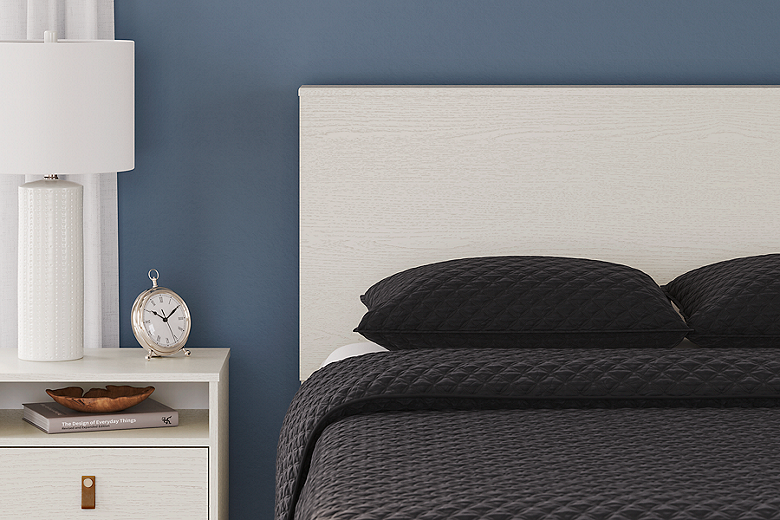 https://ashleyfurniture.scene7.com/is/image/AshleyFurniture/EB1024-164-112-HDBD-DETAIL-ALT