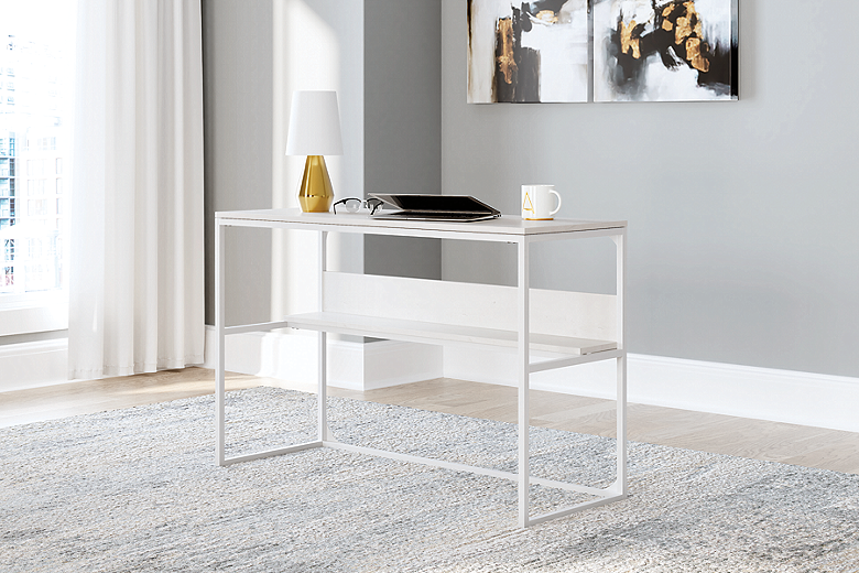 https://ashleyfurniture.scene7.com/is/image/AshleyFurniture/H162-14