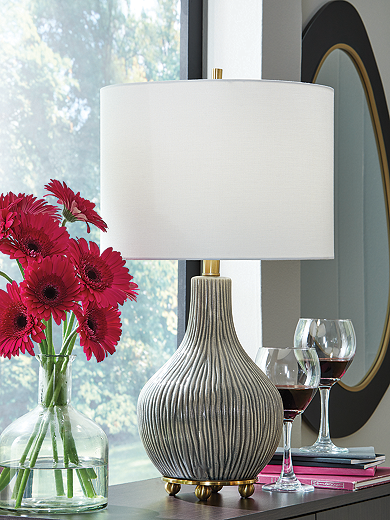 https://ashleyfurniture.scene7.com/is/image/AshleyFurniture/L100844-4X3-CROP