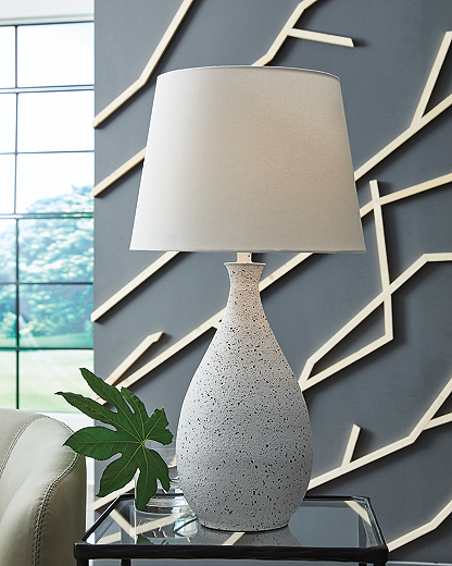 https://ashleyfurniture.scene7.com/is/image/AshleyFurniture/L207614