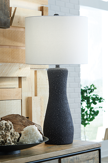 https://ashleyfurniture.scene7.com/is/image/AshleyFurniture/L207634