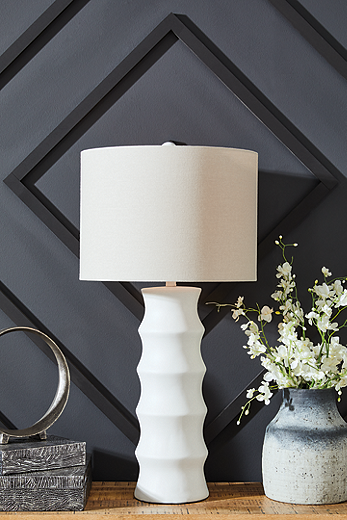 https://ashleyfurniture.scene7.com/is/image/AshleyFurniture/L235854