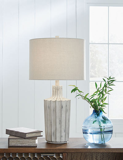 https://ashleyfurniture.scene7.com/is/image/AshleyFurniture/L235884