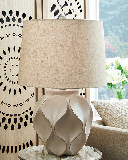 https://ashleyfurniture.scene7.com/is/image/AshleyFurniture/L235974