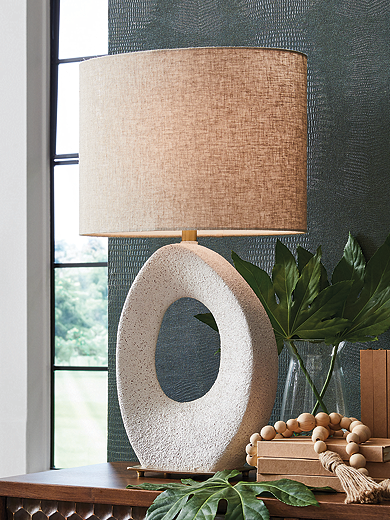https://ashleyfurniture.scene7.com/is/image/AshleyFurniture/L235984-4X3-CROP
