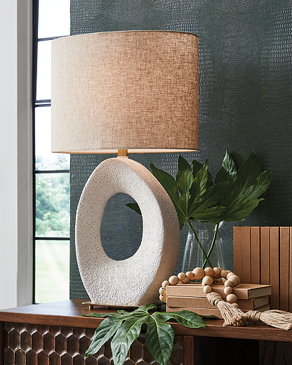 https://ashleyfurniture.scene7.com/is/image/AshleyFurniture/L235984