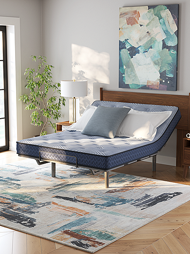 https://ashleyfurniture.scene7.com/is/image/AshleyFurniture/M20131-M8X232-VERTICAL