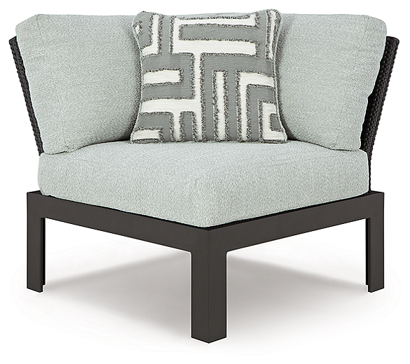 https://ashleyfurniture.scene7.com/is/image/AshleyFurniture/P490-877-HEAD-ON-SW-P1-KO