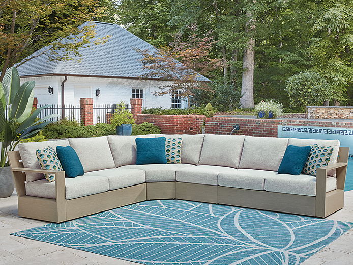 https://ashleyfurniture.scene7.com/is/image/AshleyFurniture/P704-854-877-846-4X3-CROP