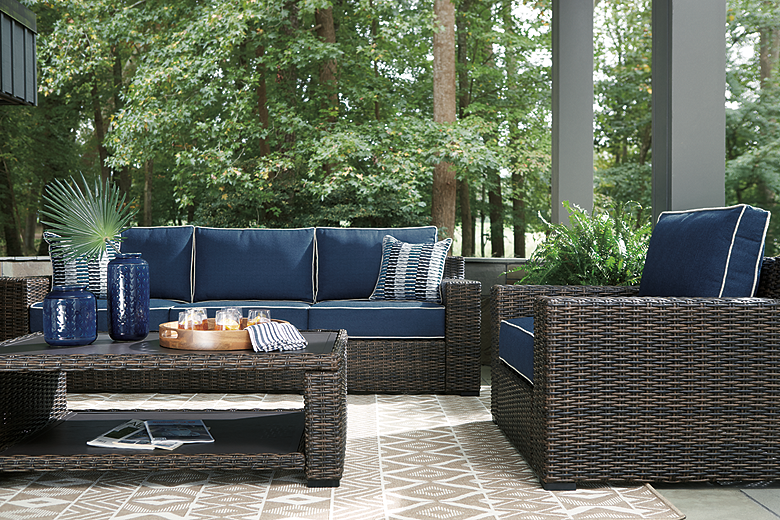 https://ashleyfurniture.scene7.com/is/image/AshleyFurniture/P783-838-MOOD-H-B