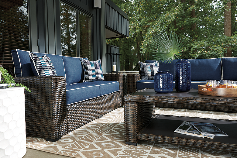 https://ashleyfurniture.scene7.com/is/image/AshleyFurniture/P783-838-MOOD-H-D