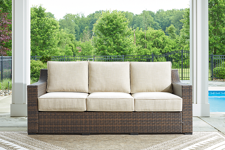 https://ashleyfurniture.scene7.com/is/image/AshleyFurniture/P814-838