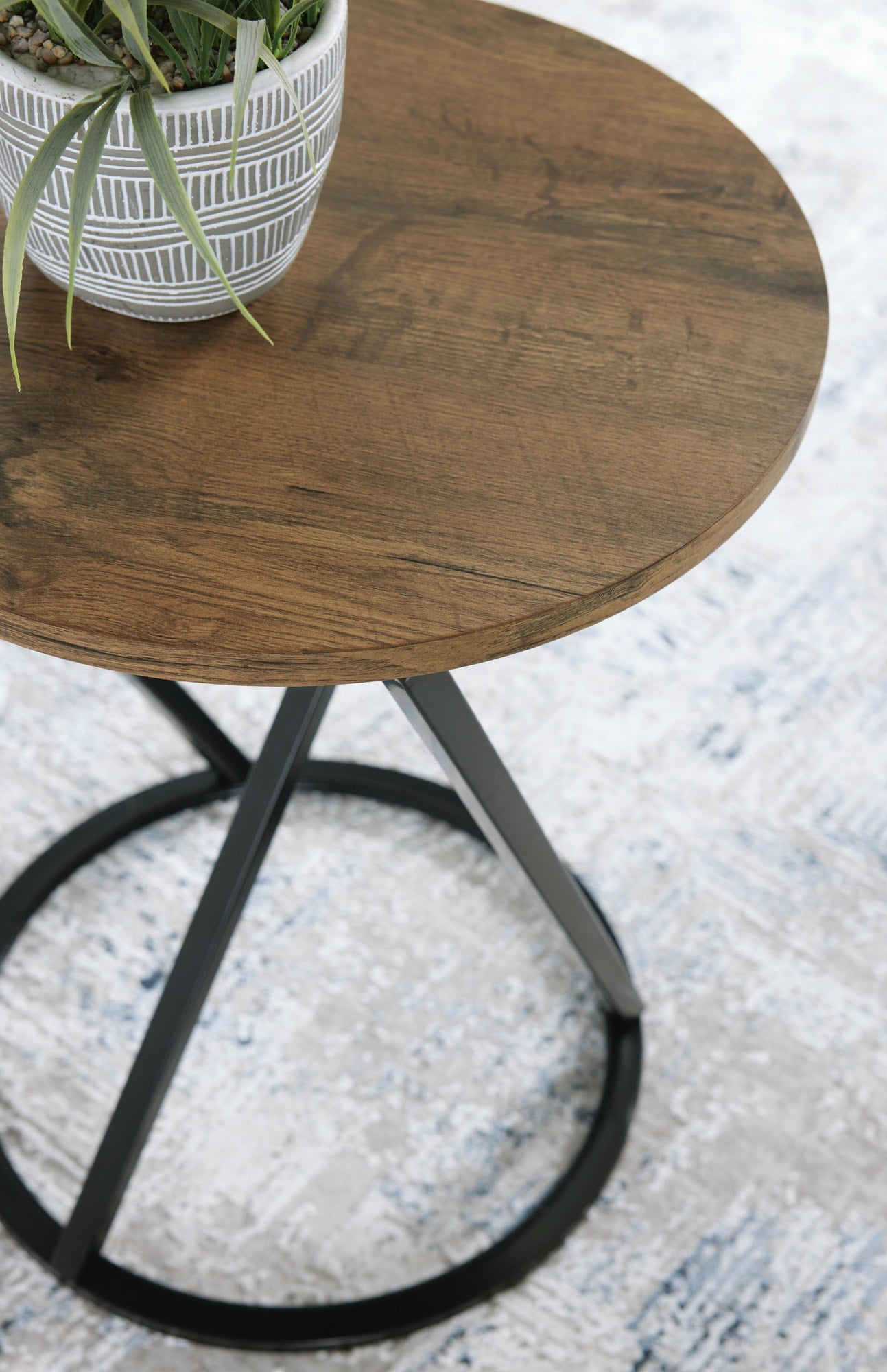 Cassbryn Table (Set of 3) - Brown/Black  (T152-SI) - Image 5