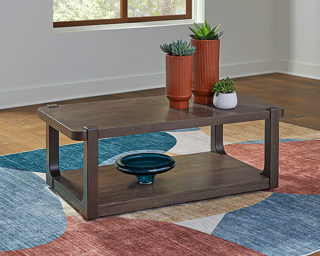 https://ashleyfurniture.scene7.com/is/image/AshleyFurniture/T656-1