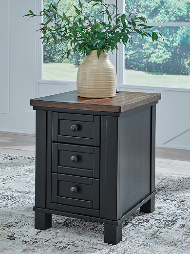 https://ashleyfurniture.scene7.com/is/image/AshleyFurniture/T664-7-CLSD-4X3-CROP