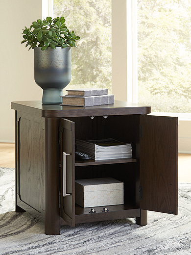 https://ashleyfurniture.scene7.com/is/image/AshleyFurniture/T678-3-OPEN-4X3-CROP