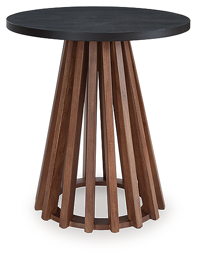 https://ashleyfurniture.scene7.com/is/image/AshleyFurniture/T737-6-ALT-SW-P1-KO