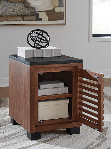 https://ashleyfurniture.scene7.com/is/image/AshleyFurniture/T737-7-OPEN-4X3-CROP