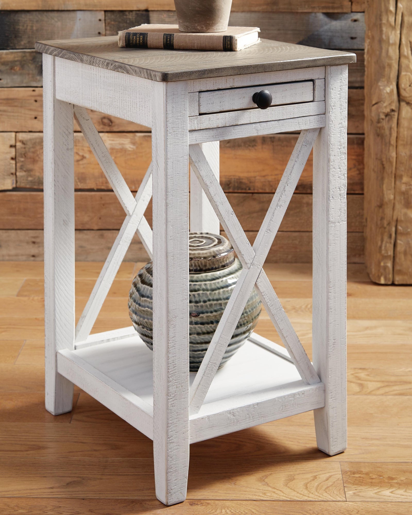 Adalane Accent Table (A4000374-SI) - Image 2