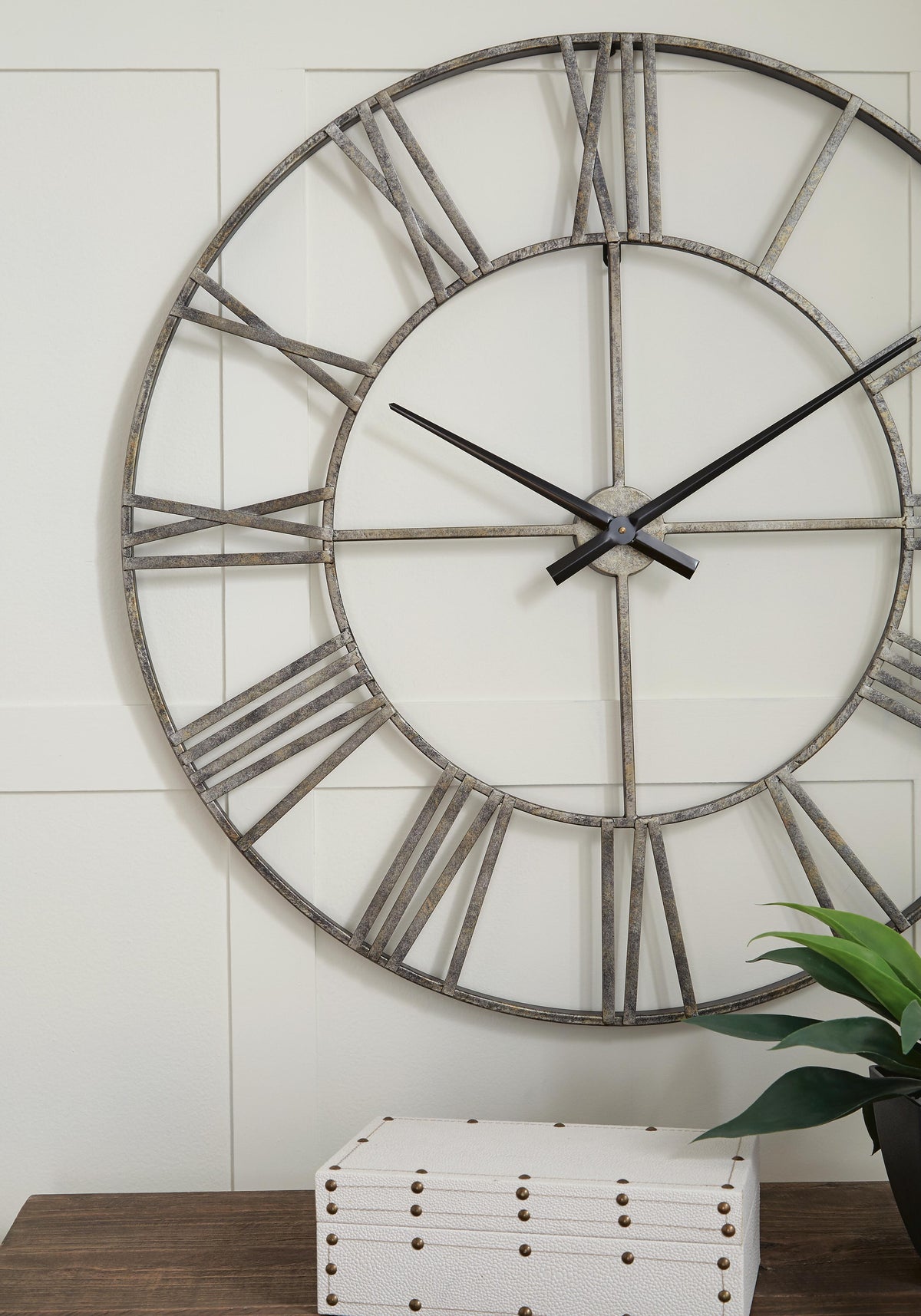 Paquita Wall Clock (A8010237-SI) - Image 4