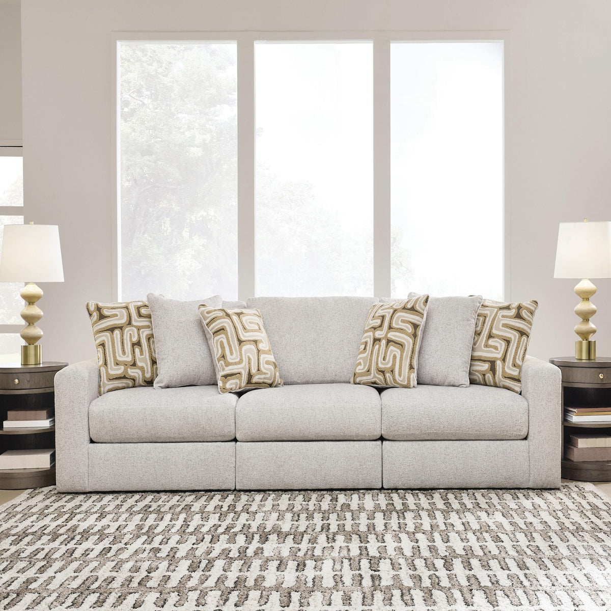 Kestrie 3-Piece Sectional Sofa (PC68706-SI)