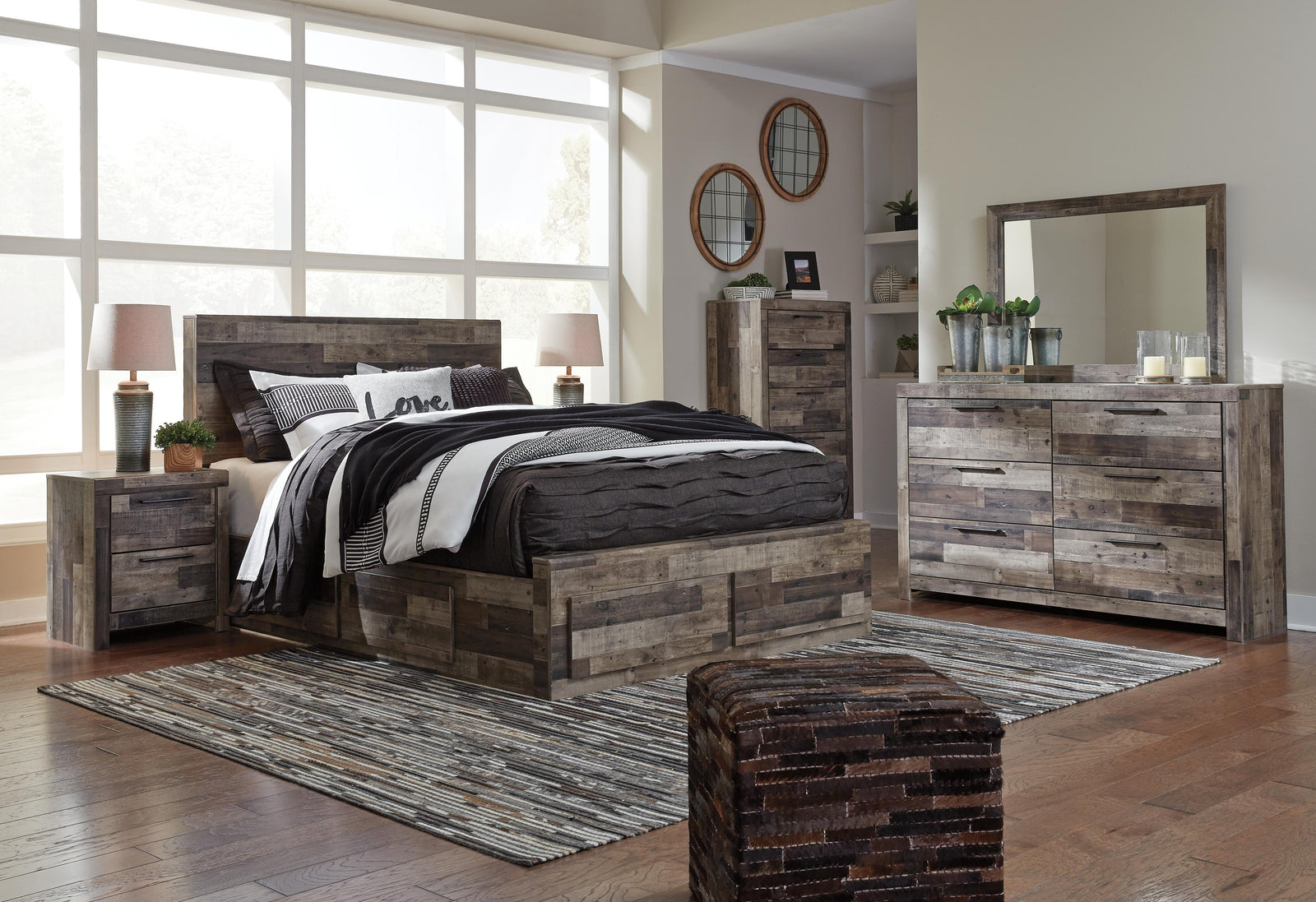 Derekson Panel Bed with 4 Storage Drawers - Multi Gray  (B200-SI) - Image 6